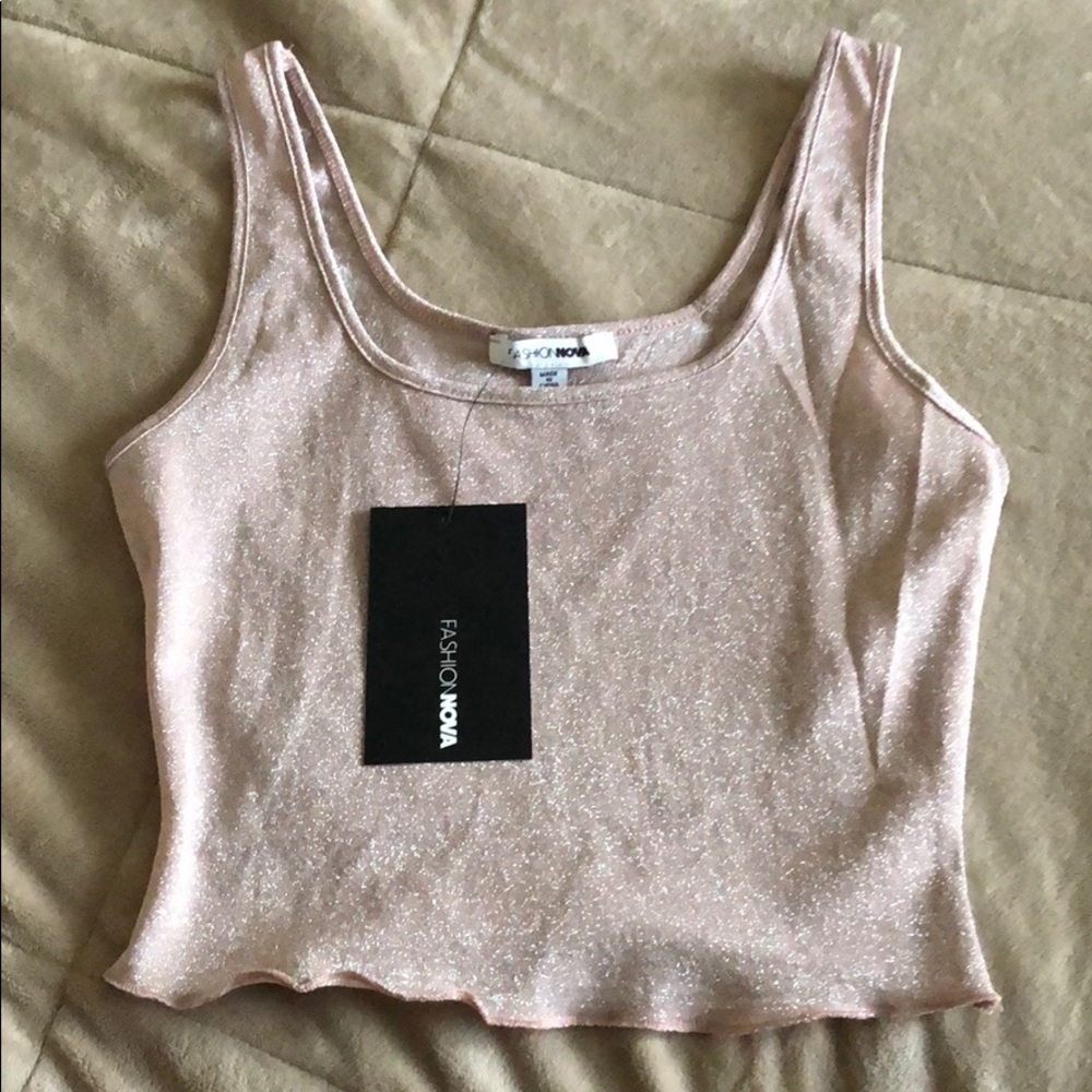 Fashion nova crop